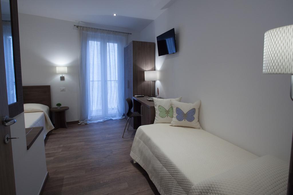 Magnifica Luxury Suites أسيسي المظهر الخارجي الصورة