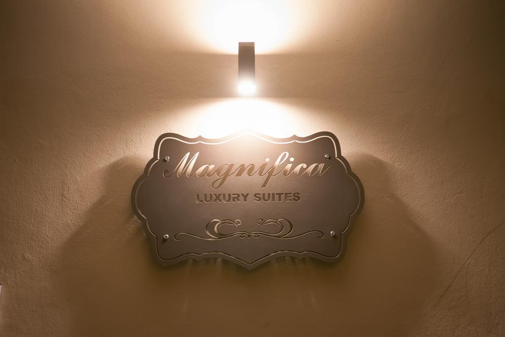 Magnifica Luxury Suites أسيسي المظهر الخارجي الصورة