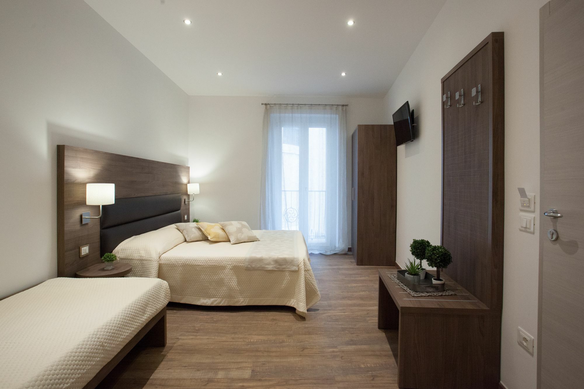 Magnifica Luxury Suites أسيسي المظهر الخارجي الصورة